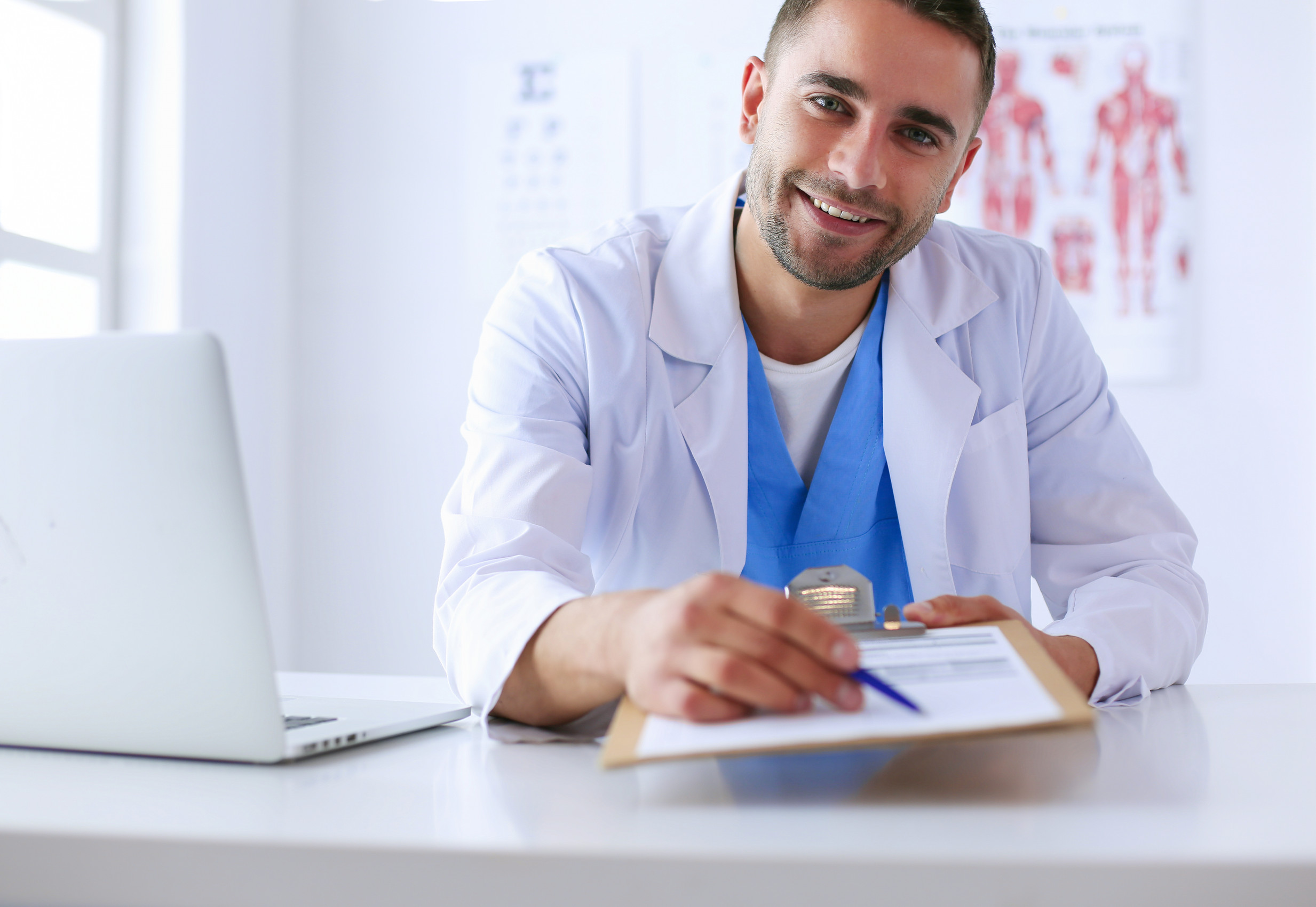 Alianças estratégicas para sua clínica médica: como fortalecer parcerias e aumentar resultados em 2025
