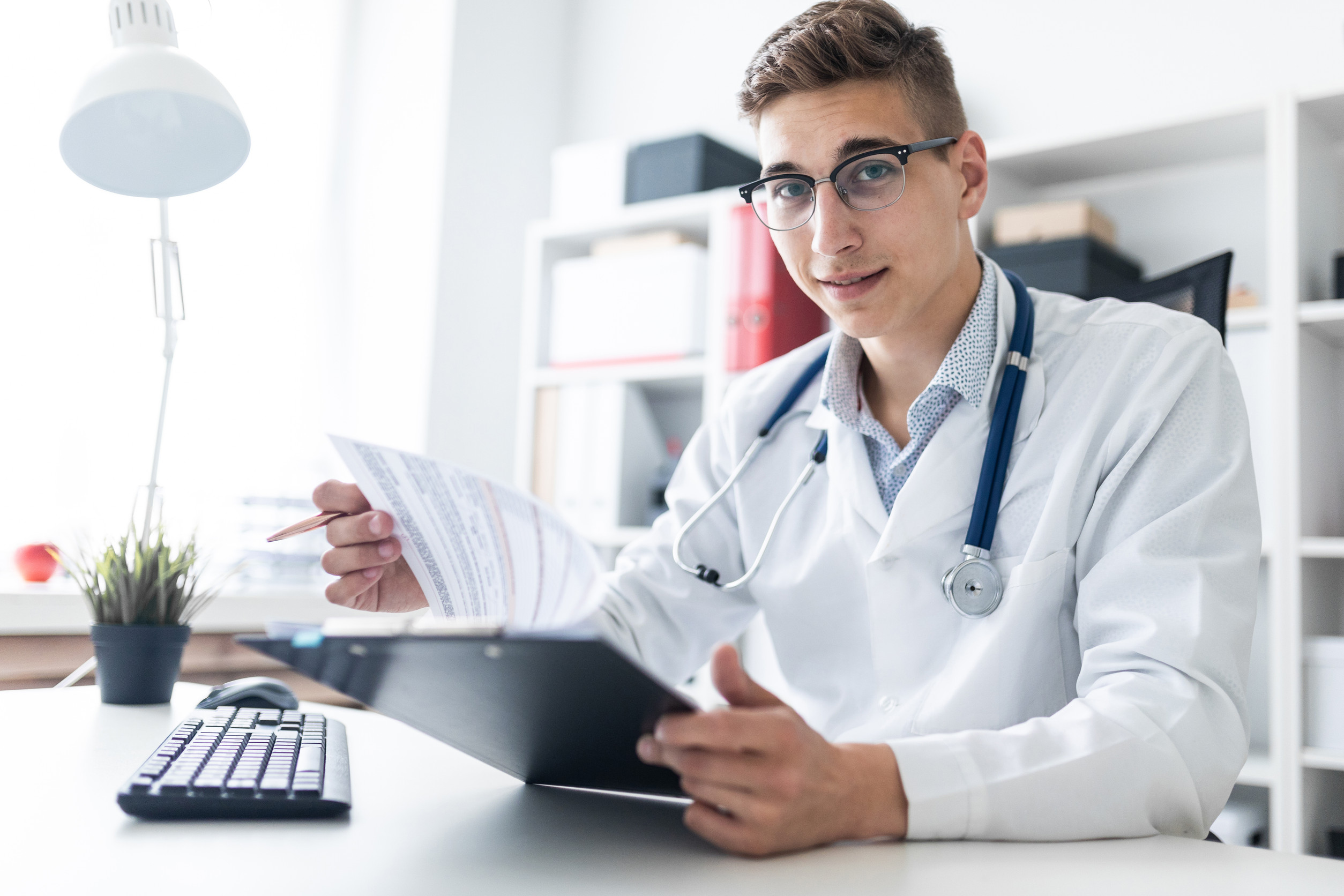 Parcerias e Networking Profissional para seu consultório médico: Como aumentar sua rede de referências em 90 dias